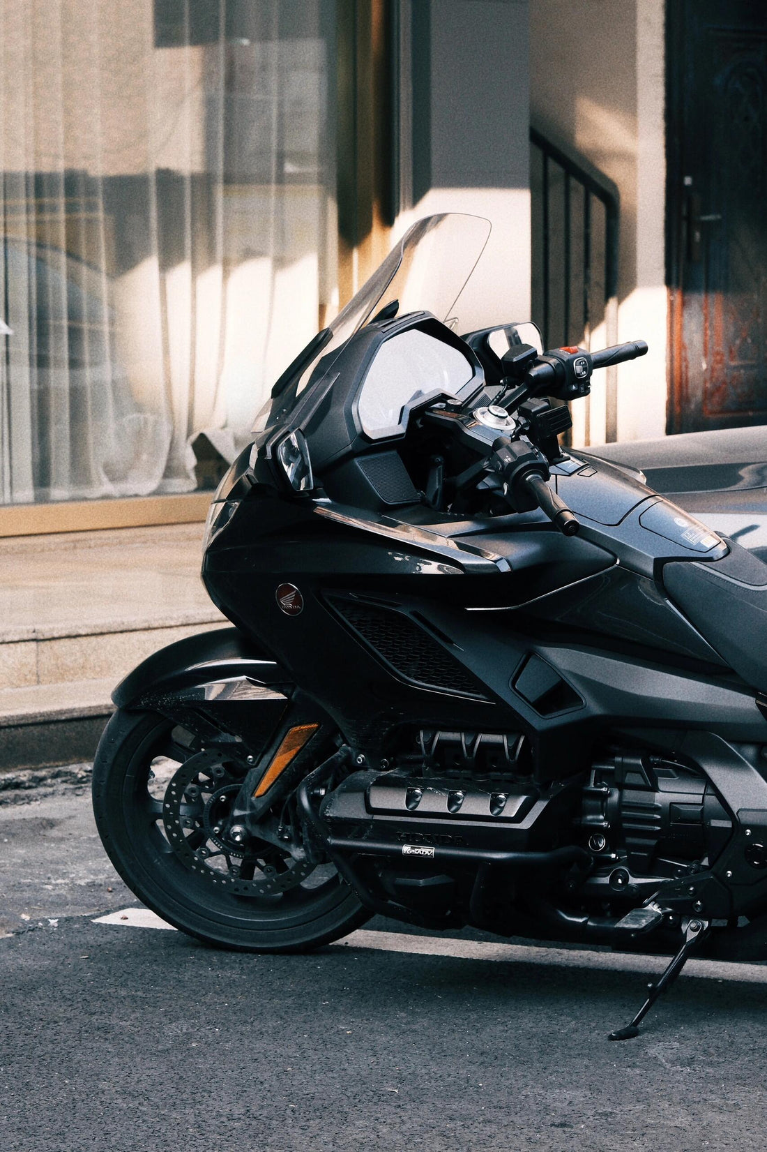 SPARTS Honda Gold Wing GL1800 Front Section Upgrade Review: The Beauty of Detail Upgrades